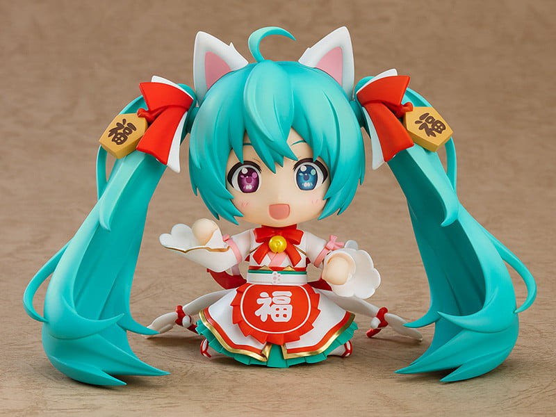 Nendoroid - #1777 - Vocaloid Hatsune Miku Maneki Miku Version Pose4