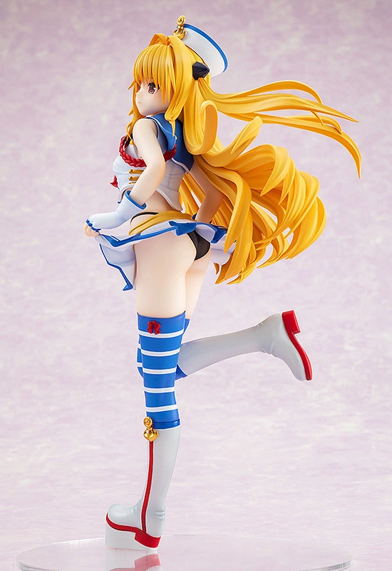 Nendo Addicts - Caworks To Love-ru Darkness Golden Darkness Breezy Seaside Version Pose3