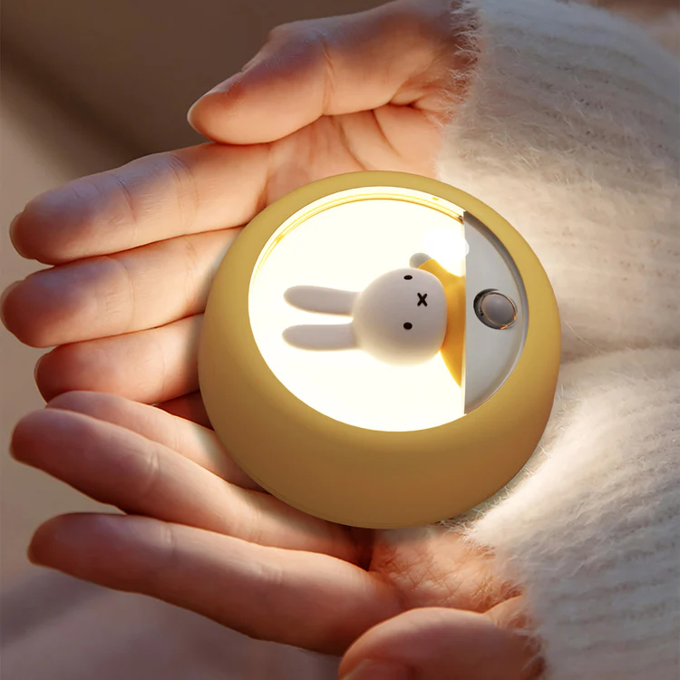 Nendo Addicts - Mipow - Miffy Auto Sensor Light Pink Version 2