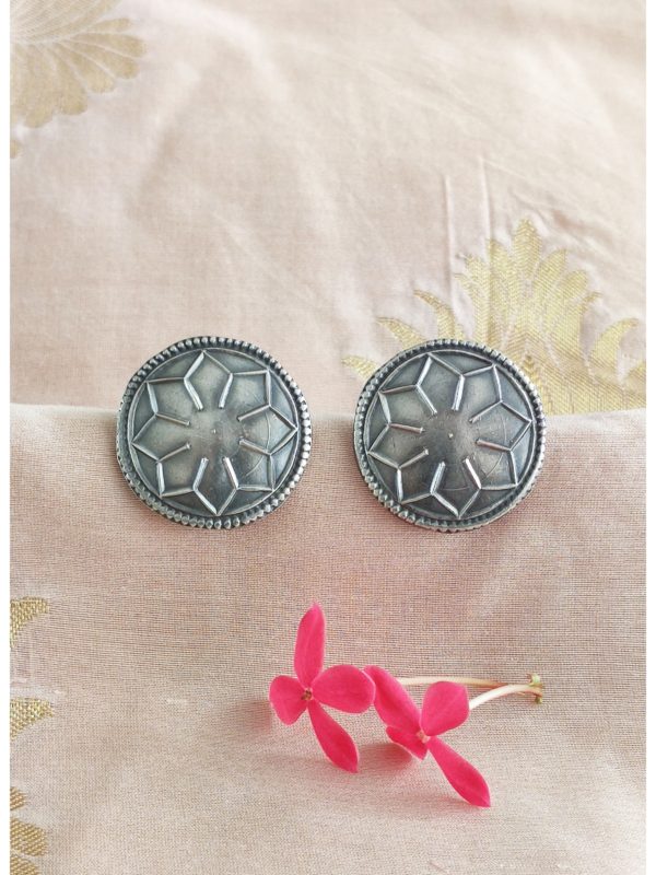 Oversized Studs