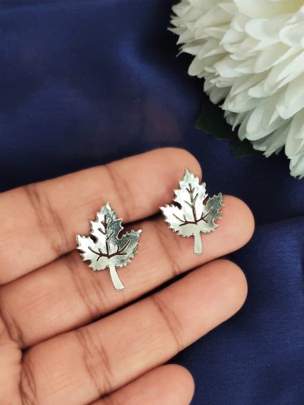 Maple Leaf Studs - Image 2