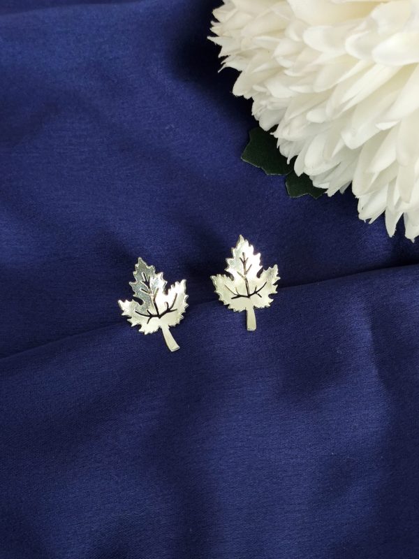 Maple Leaf Studs - Image 4