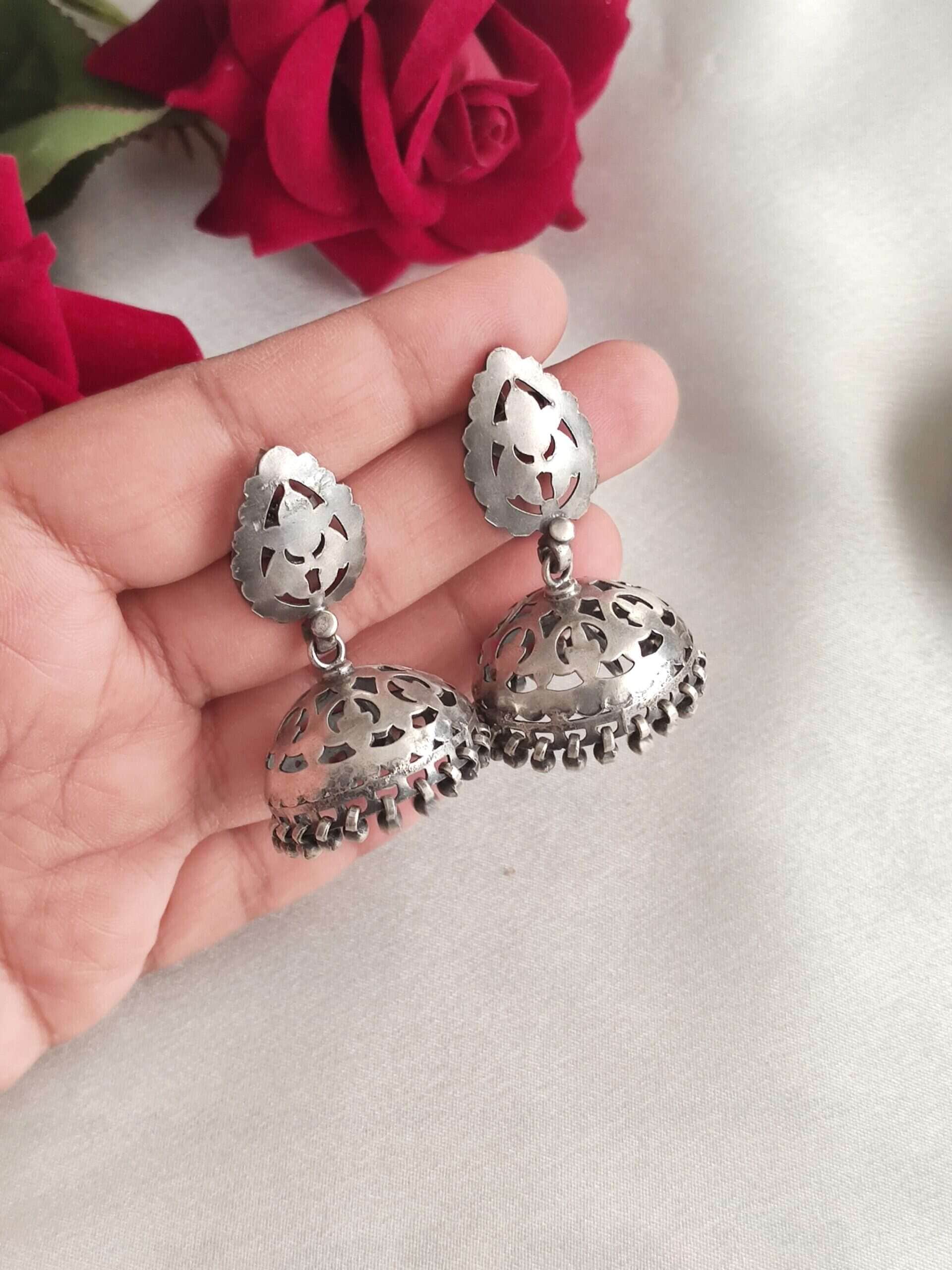 Jaali Jhumka