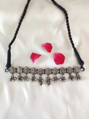 Small Go-To Choker