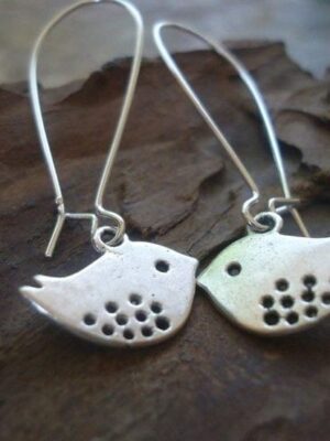 Papeeha Bird Collection – Birdie on Dangling Hooks