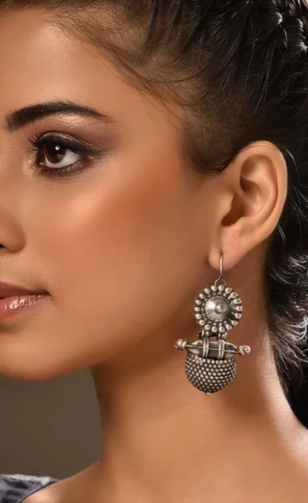 Vintage Earrings with Old World Charm - Image 2
