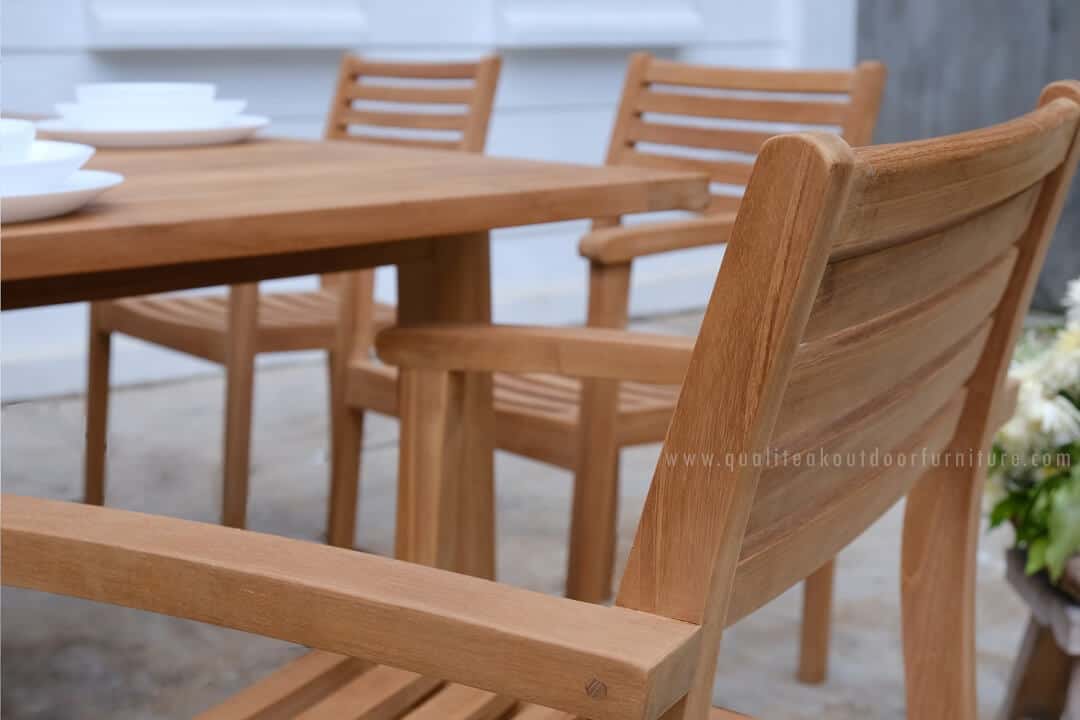 outdoor stacking chair