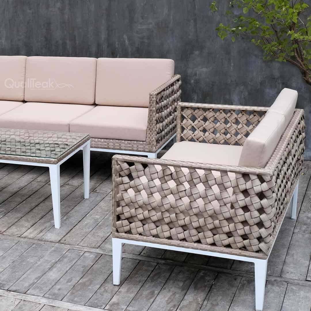 outdoor lounge sofa