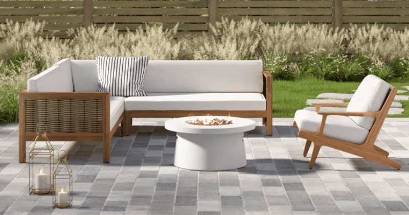 How to Make Minimalist Garden Design with Teak Wood
