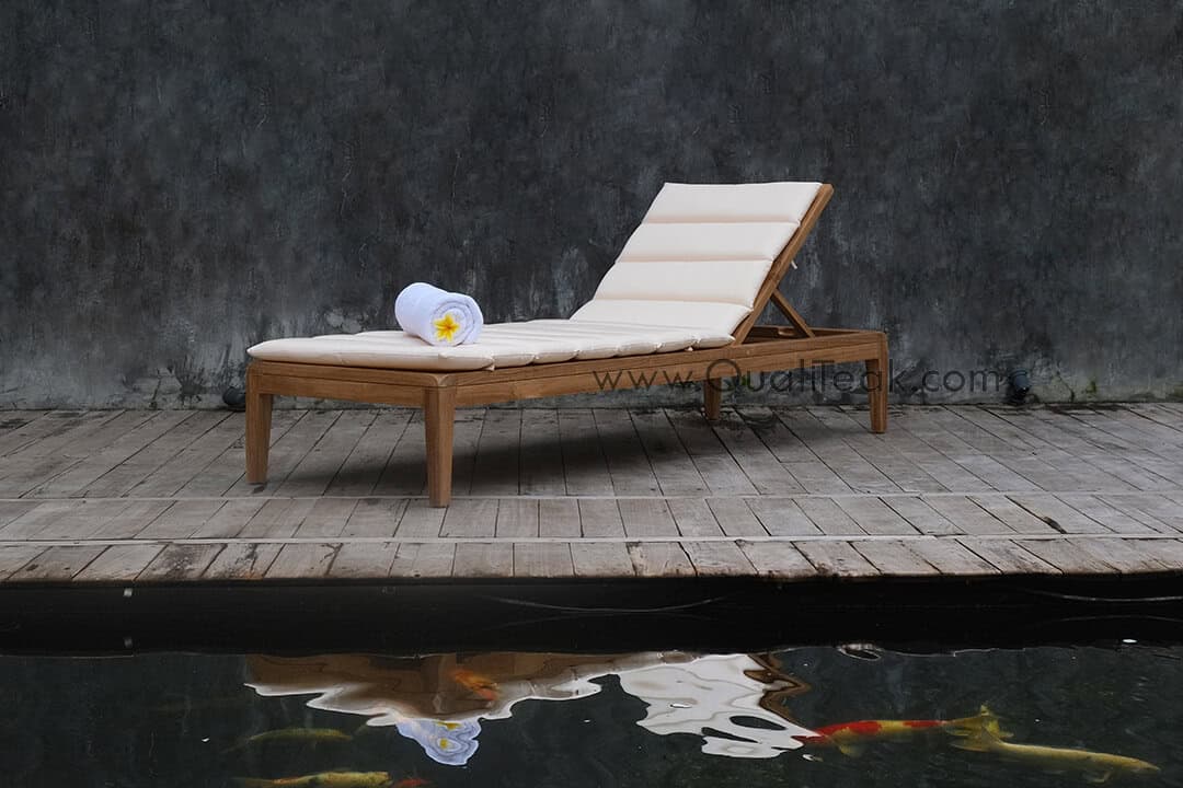 Laguna Teak Lounger