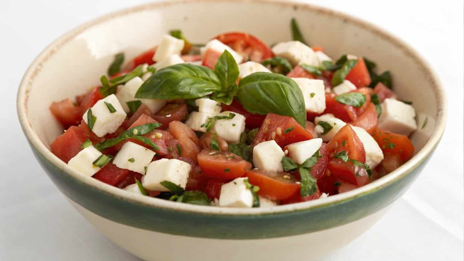 La Salade Caprese Parfaite: Un Voyage Culinaire en Italie