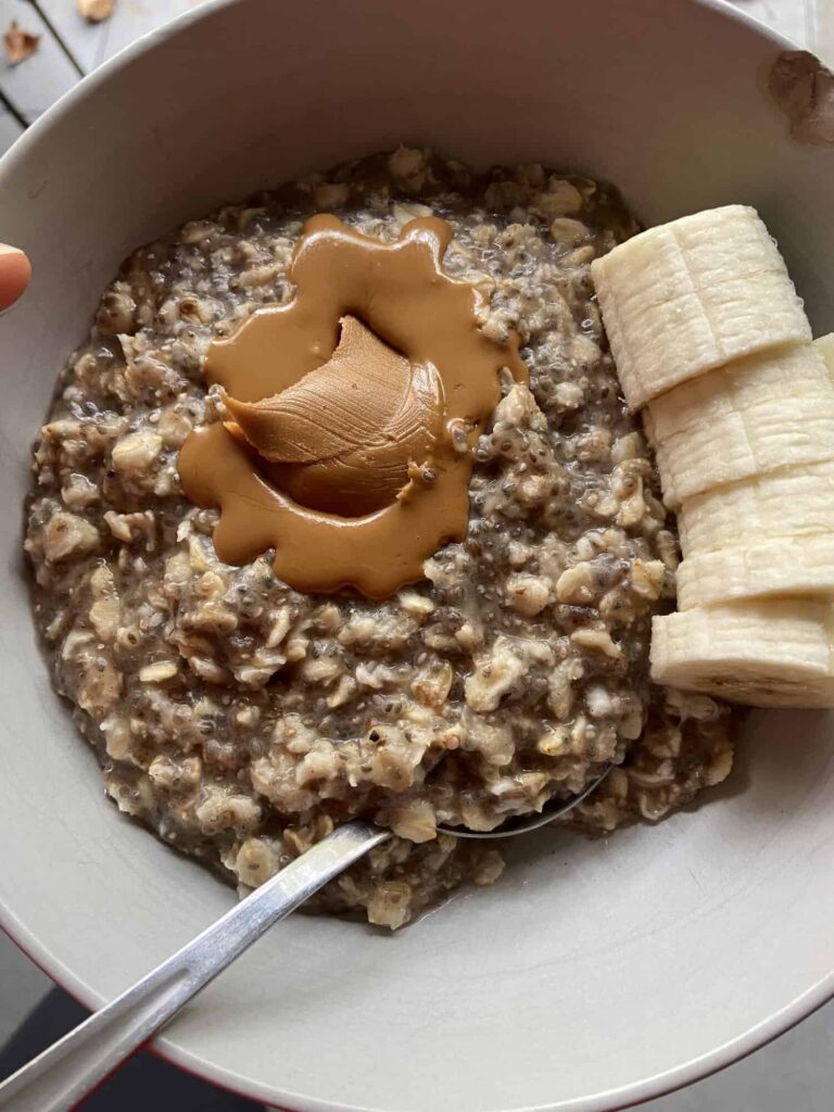 biscoff and banana porridge