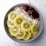 strawberry kiwi oatmeal