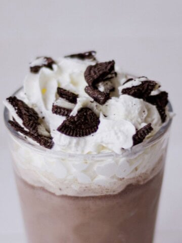 Thumbnail image of Oreo milk tea.