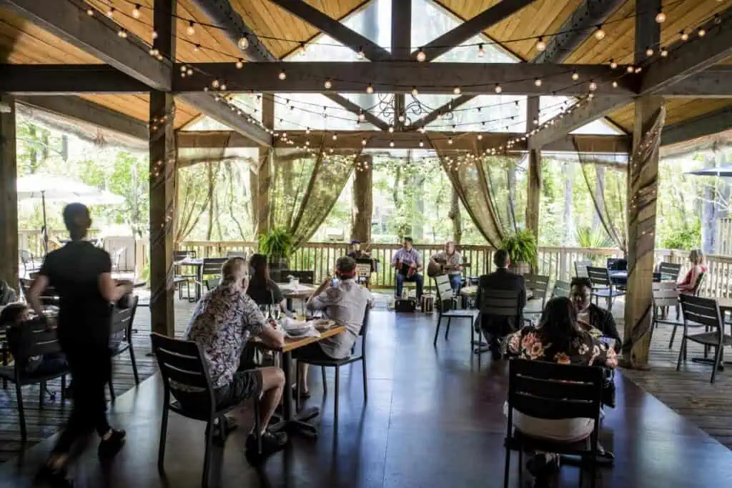 The 10 Best Restaurants in Slidell, LA