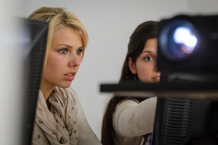 EDV Kurs, Coaching, Personalentwicklung, Kommunikationstraining, und Sprachkurse