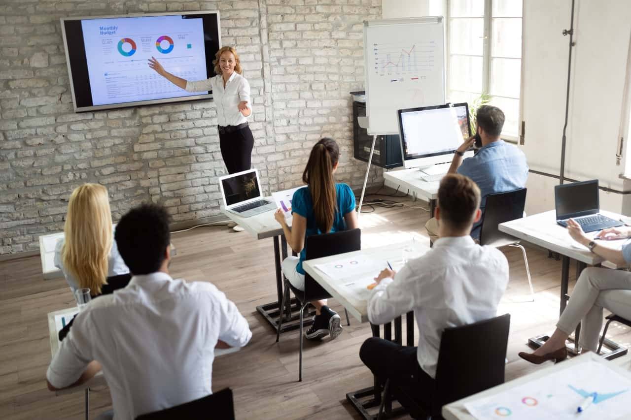 SMT Sprachen Medien Training - Schulungszentrum für Personalentwicklung 2