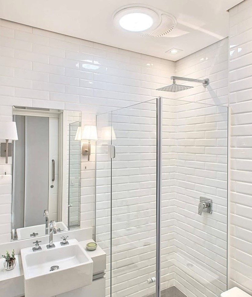 Solatube-in-Modern-Bathroom (1)