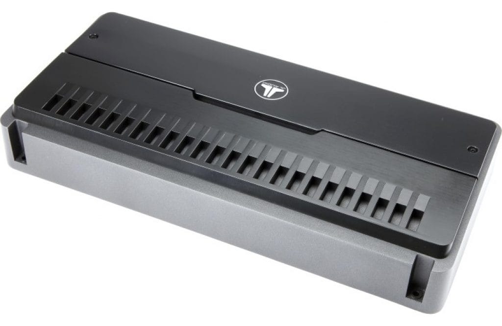 JL Audio RD900-5 5 channel amplifier angle