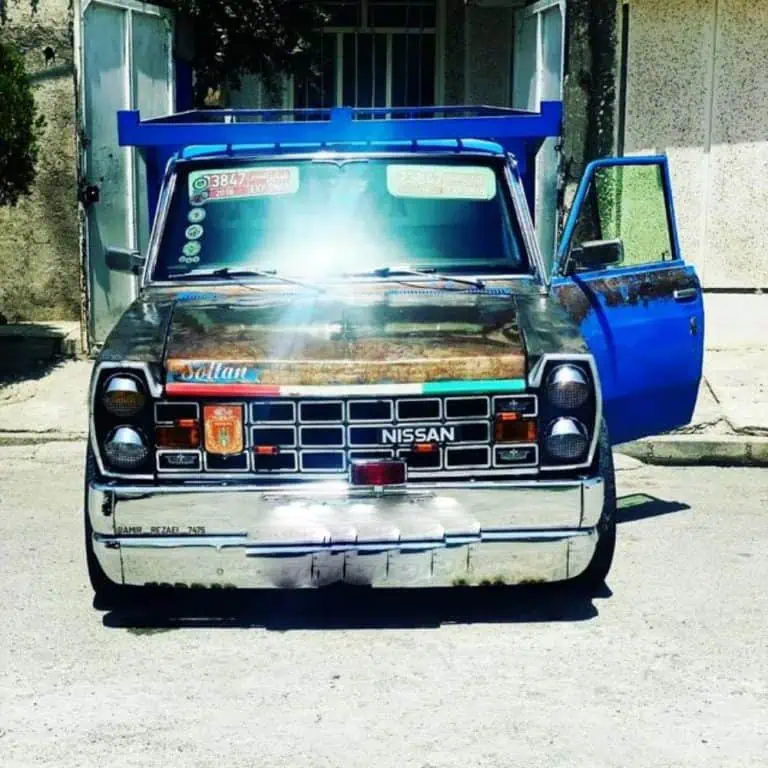 نیسان آبی