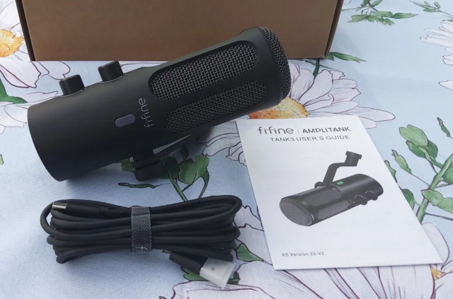 Fifine amplitank tank3 USB microphone unboxed