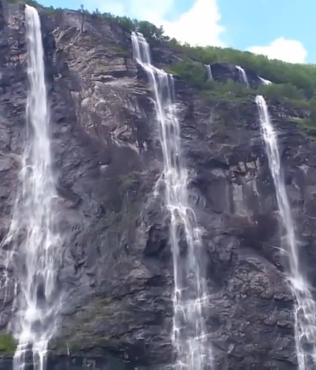 03_cataratas-las-tres-hermanas_01-min