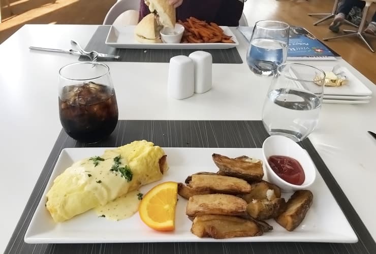 NCMA_Iris Restaurant - Omelette + Potatoes