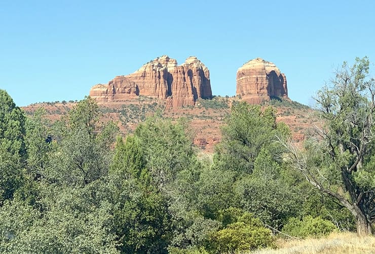 01a_03_cathedral_rock-min