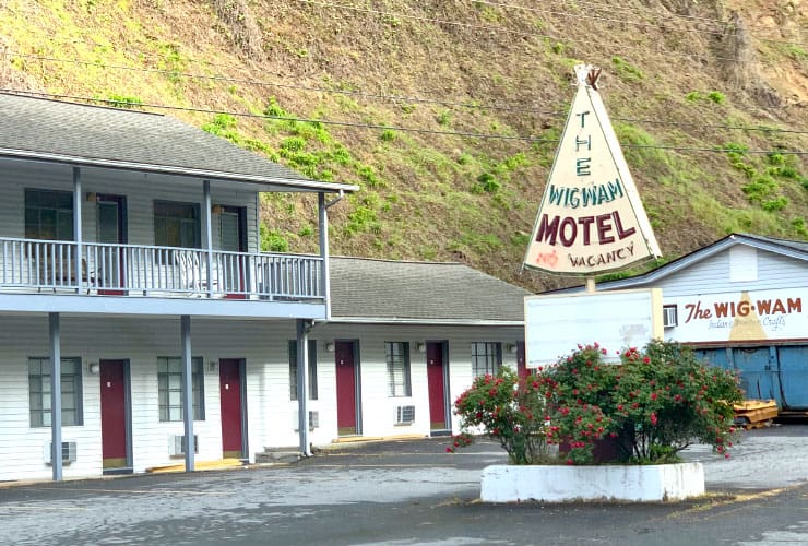 The Wigwam Motel Cherokee, NC