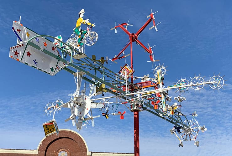 02_01_whirligig_park