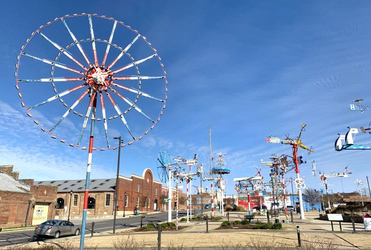 03_01_whirligig_park
