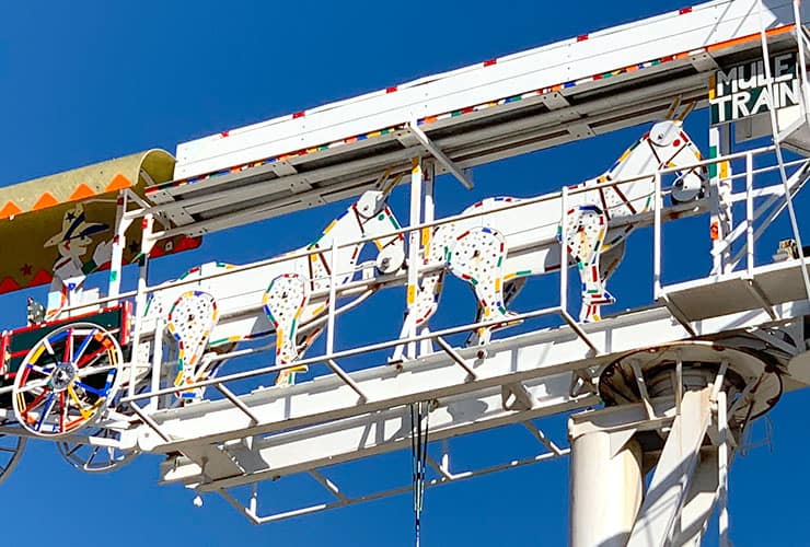 04_01_whirligig_park