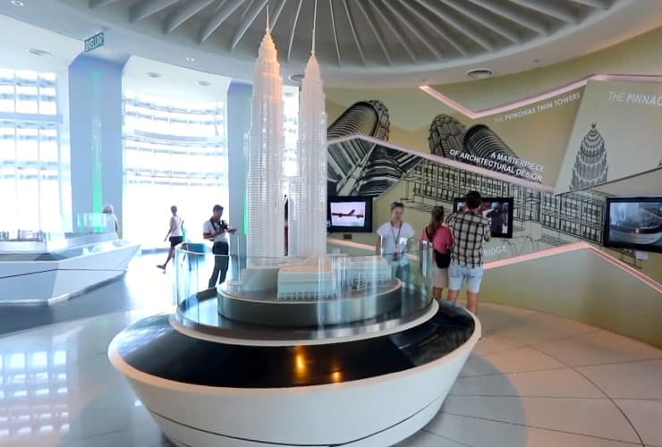 KL Twin Towers Tour