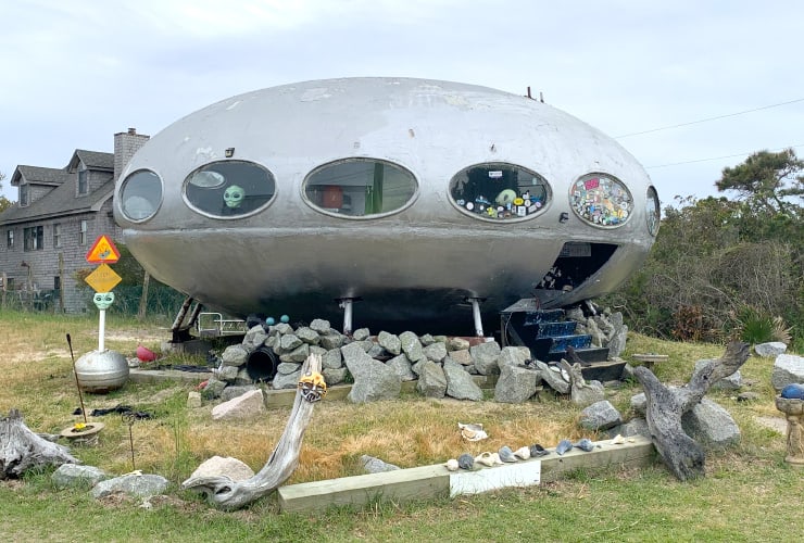 Futuristic Mod Outer Banks