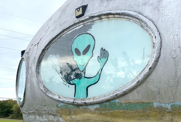 Waving Alien