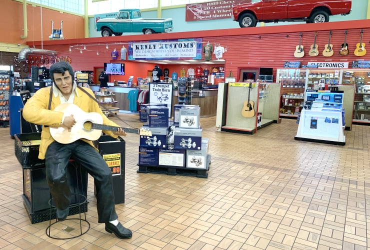 Kenly 95 Truckstop Elvis