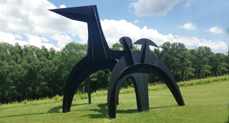 Storm King - Alexander Calder (Black Flag)