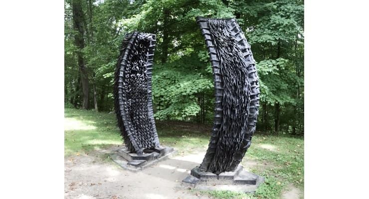 Storm King - Chakaia Booker (A Moment in Time)
