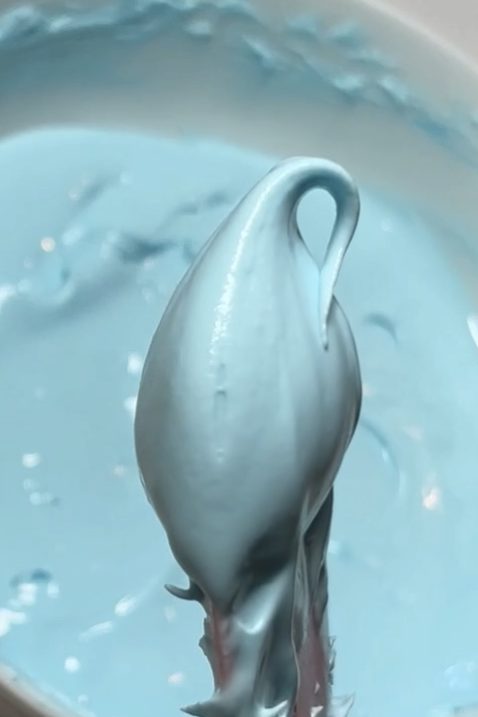 Royal Icing Recipe with Meringue Powder