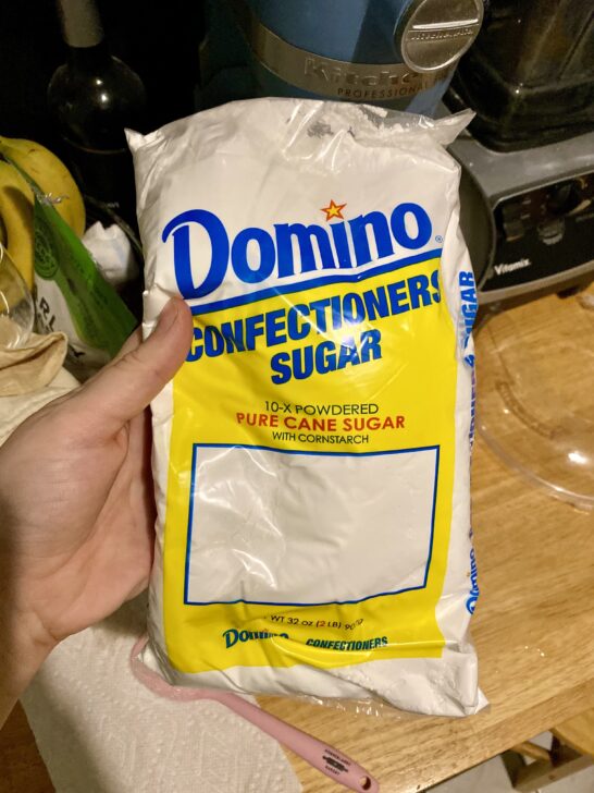 image of Domino's powdered sugar used for royal icing recipes