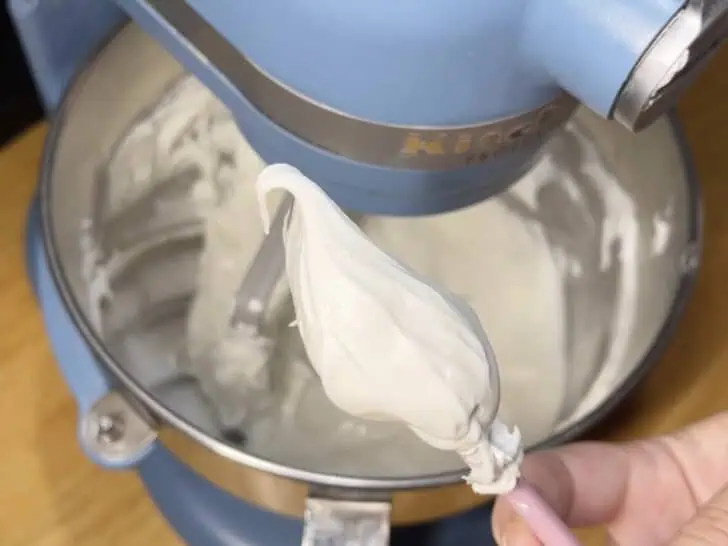 photo of medium peak piping consistency for royal icing recipe with meringue powder
