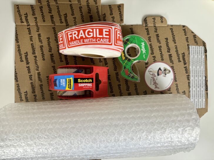 supplies for how to pack cookies for shipping