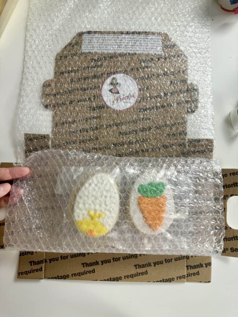 how to package 4 cookies for shipping