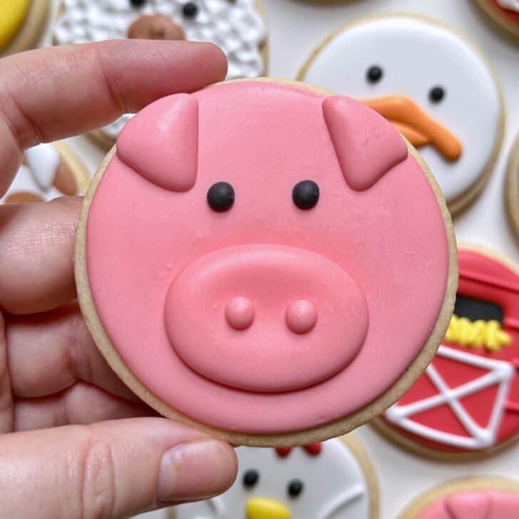 pig cookies decorated with royal icing