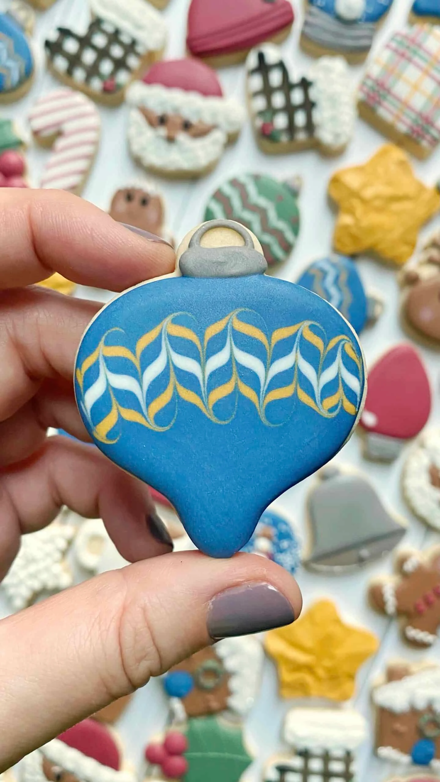Simple Ornament Cookies