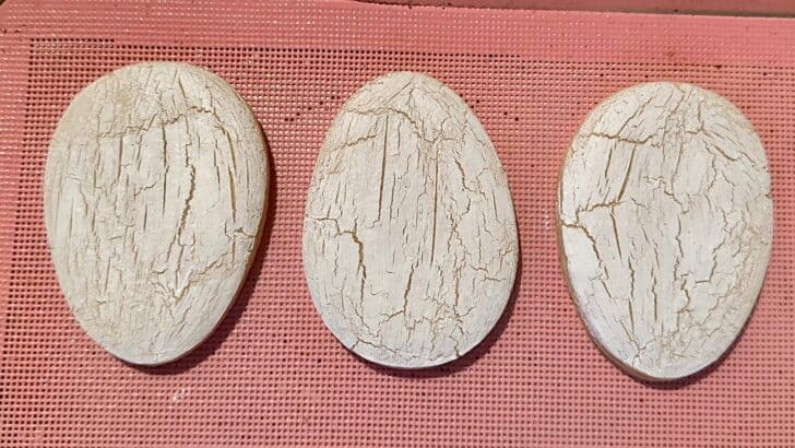 step 1: crackle effect on sugar cookies