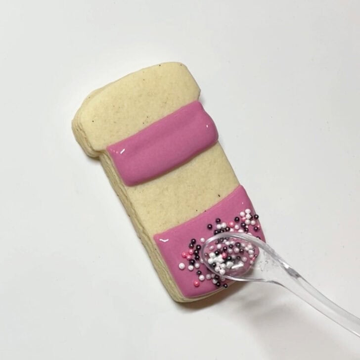 how to decorate pill bottle cookies with royal icing