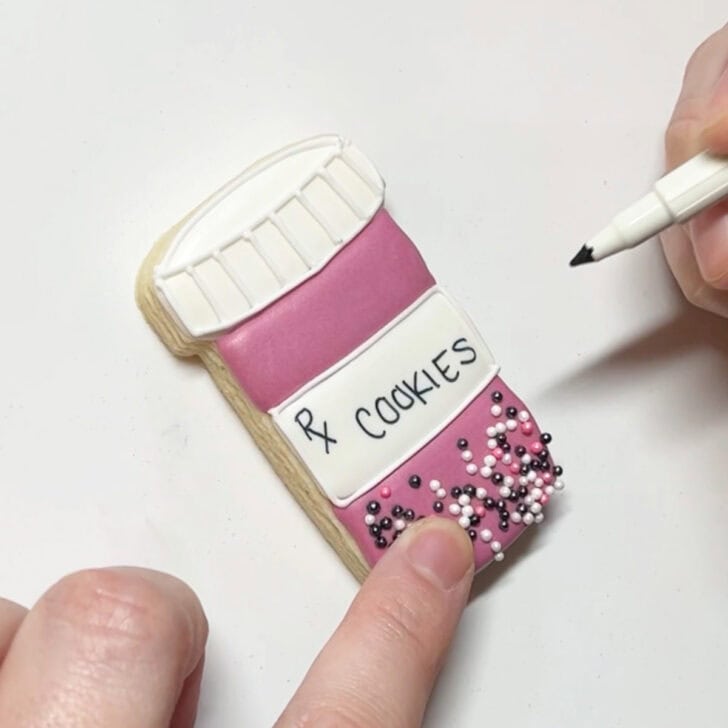 how to decorate pill bottle cookies with royal icing