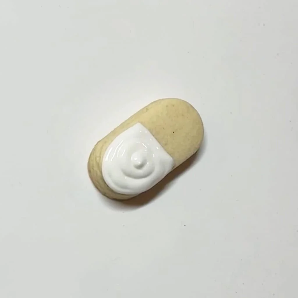 how to decorate pill cookies with royal icing