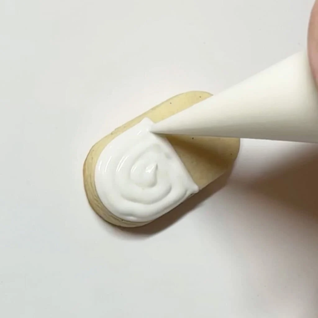 how to decorate pill cookies with royal icing